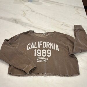 Brown California 1989 Cropped Sweatshirt size medium